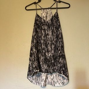 Reversible Black and White Tank - Chic/Classy